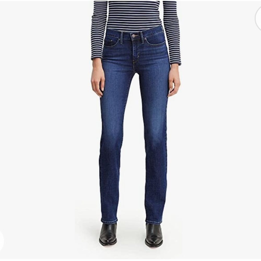 Levi’s 314 size 32 regular in color cobalt offbeat